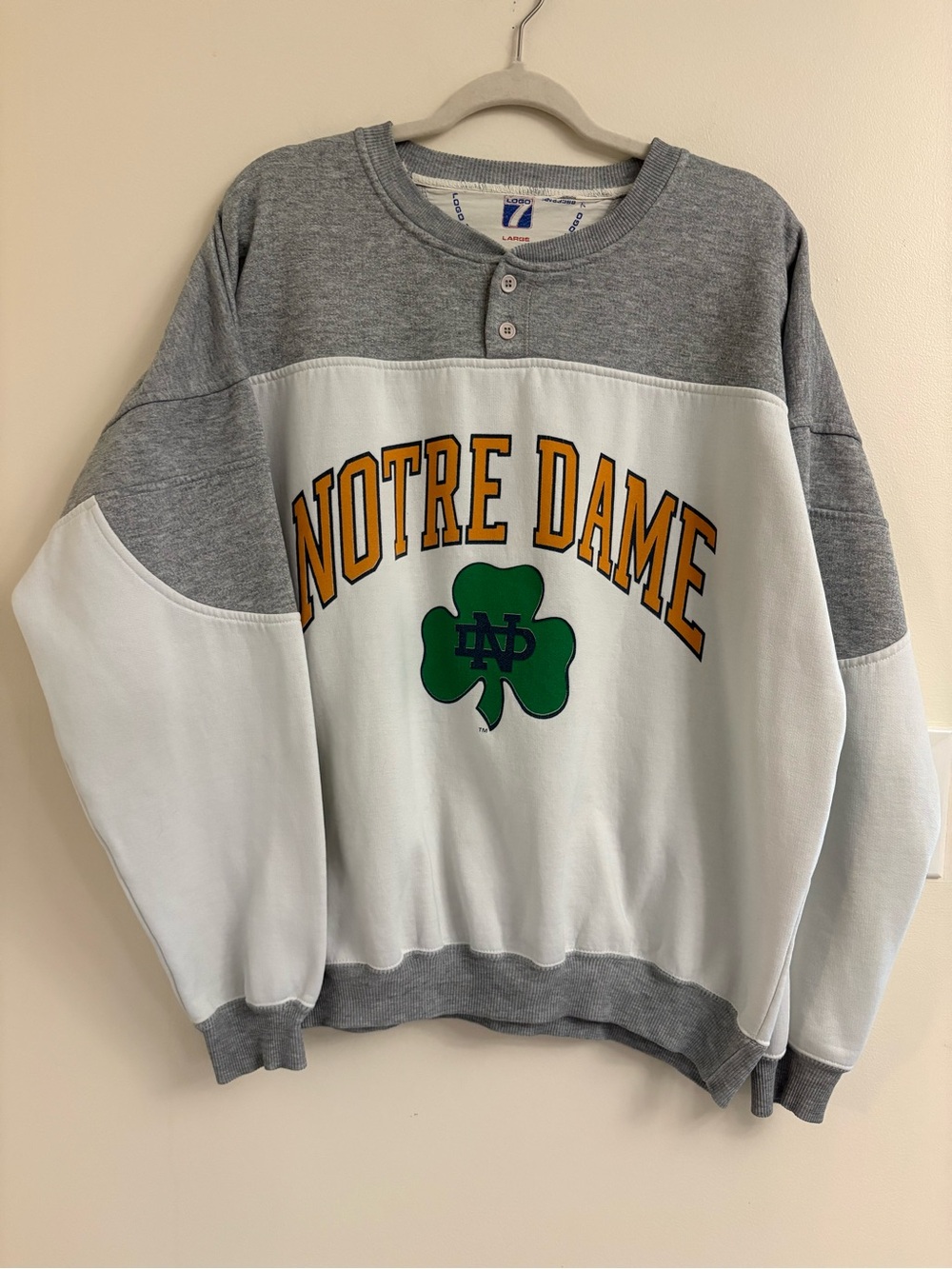Vintage 90s Logo 7 Notre Dame Fighting Irish Henley Sweatshirt made in USA Large - Picture 8 of 15
